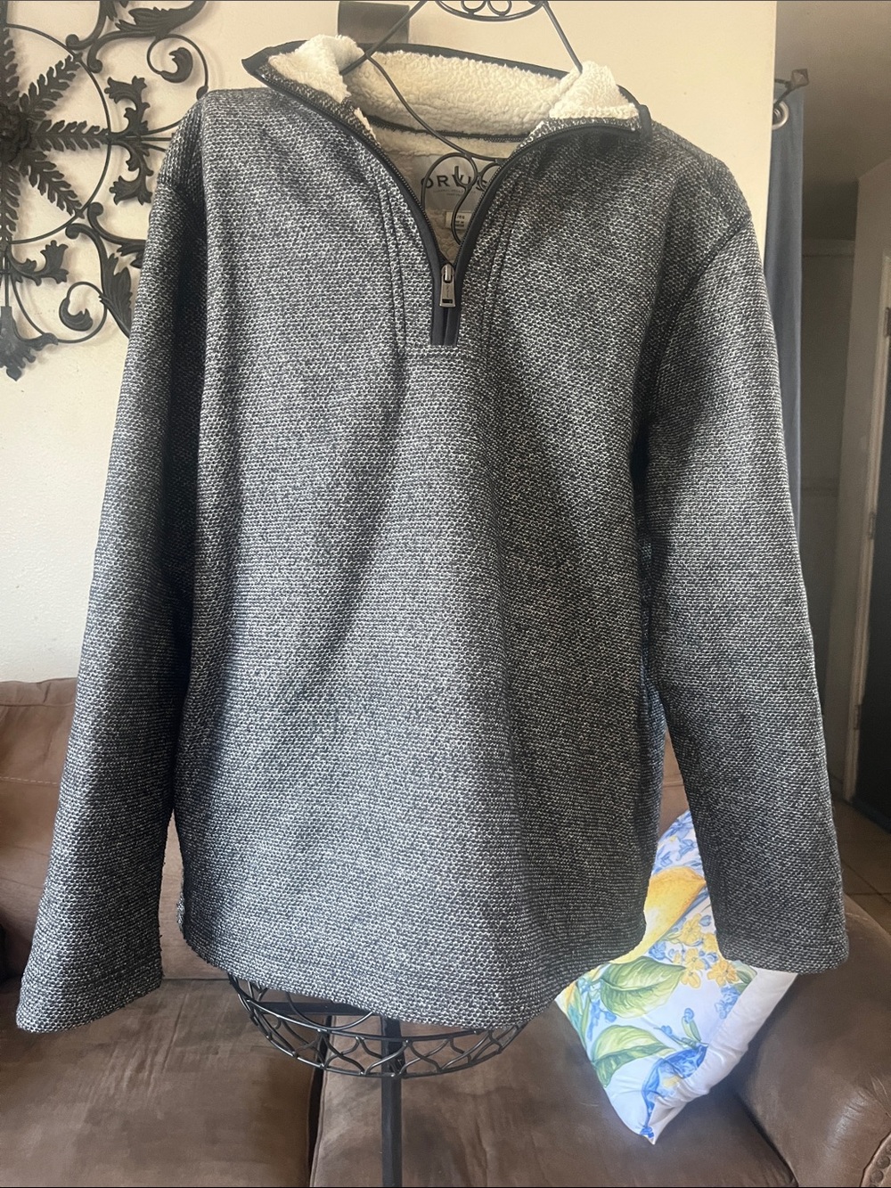 Orvis Men’s Gray Sherpa-Lined Half-Zip Pullover